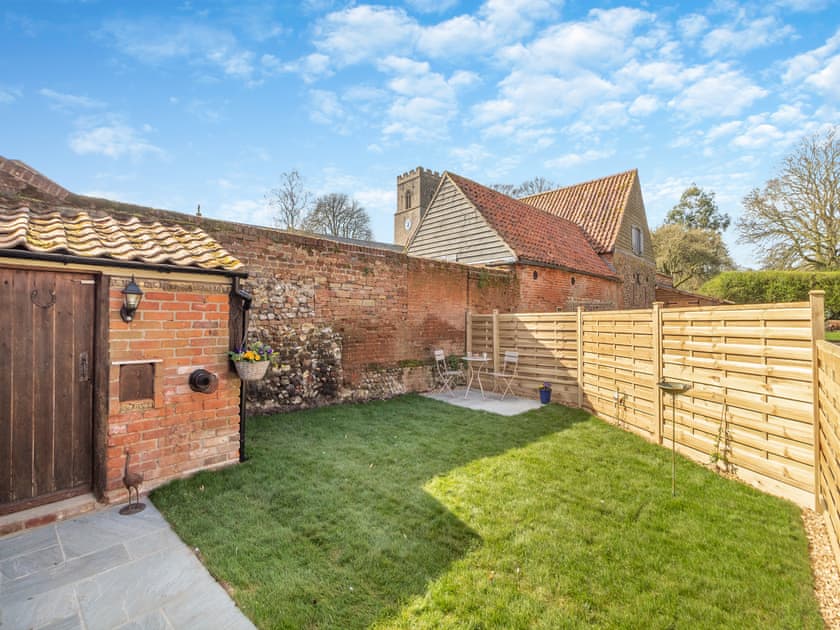 Garden | Vine Cottage - Clevency Cottages, Great Snoring, near Fakenham