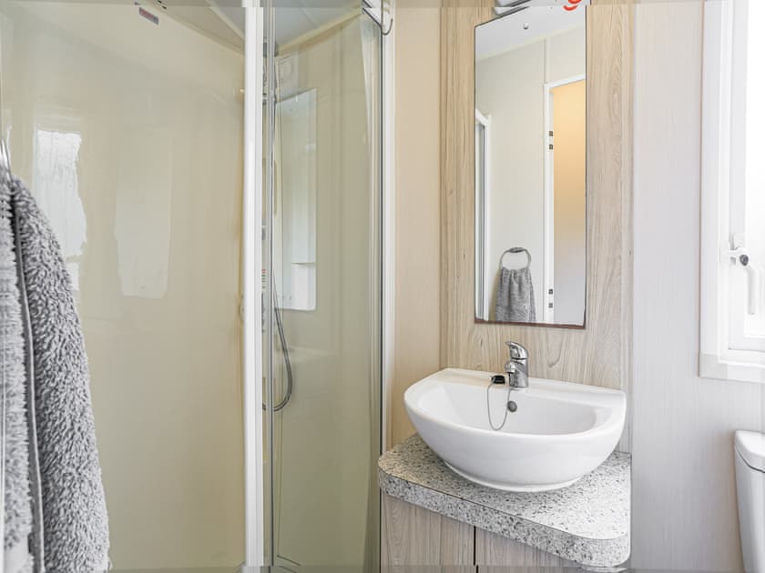 Bathroom | The Villa at Youlditch Farm, Okehampton