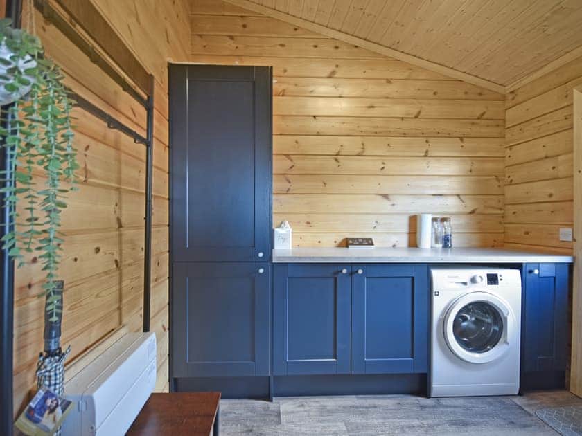 Kitchen | Stag Lodge - Stag and Coo Holidays, Falkirk