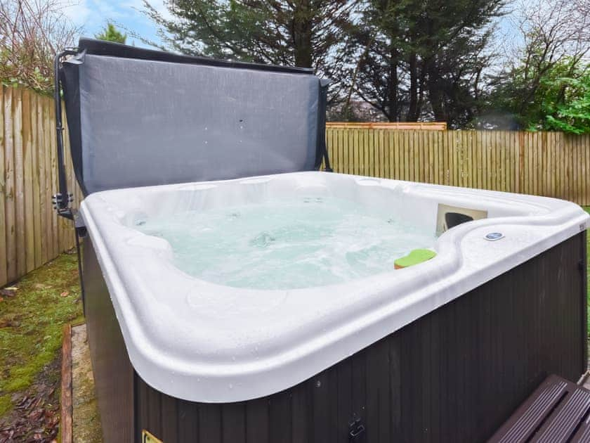 Hot tub | Ptarmigan Lodge, Balmaha