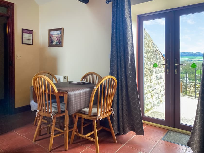 Open plan living space | Ellis Close Farm - Bramble Cottage - Ellis Close Farm Cottages, Harwood Dale, near Scarborough