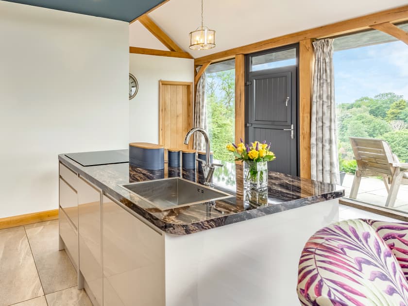 Open plan living space | Oak View, Aberhafesp, near Newtown