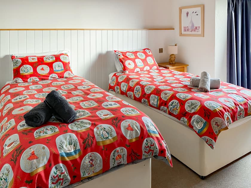 Twin bedroom | Beacon Cottage, Bittaford, near Ivybridge