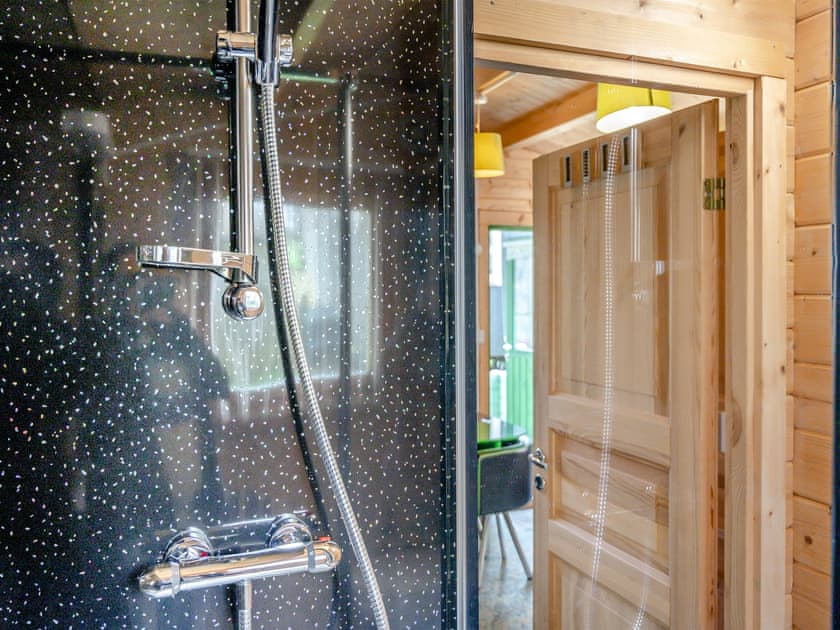Shower room | Burn Lodge - Inglenook, Haltwhistle