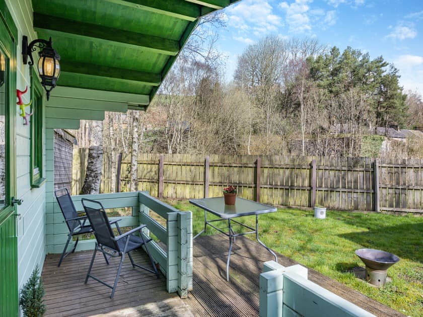 Sitting-out-area | Burn Lodge - Inglenook, Haltwhistle