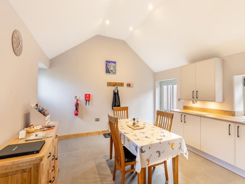 Kitchen/diner | The Loft - Hammerton Hall, Litton, near Buxton