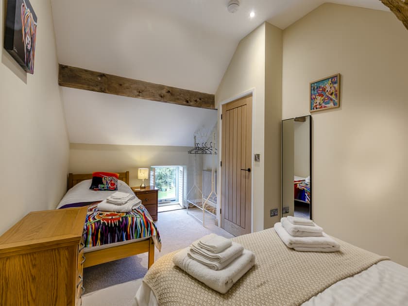 Twin bedroom | Middlecroft - Hammerton Hall, Litton, near Buxton