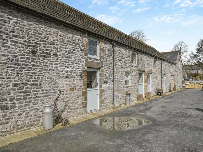 Exterior | Middlecroft - Hammerton Hall, Litton, near Buxton