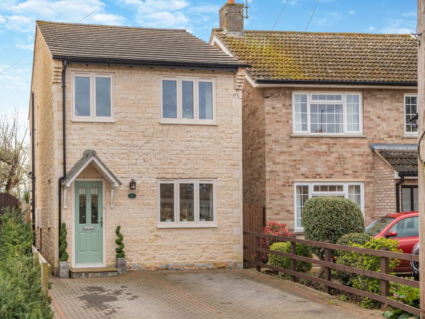 Exterior | Riverview, Deeping St James, near Peterborough