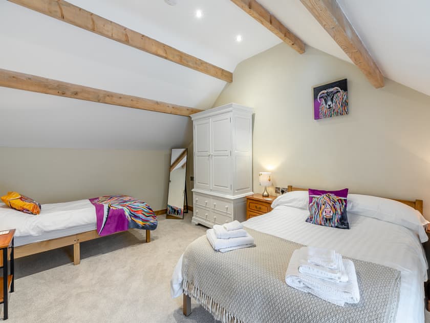 Twin bedroom | Cowcroft - Hammerton Hall, Litton, near Buxton