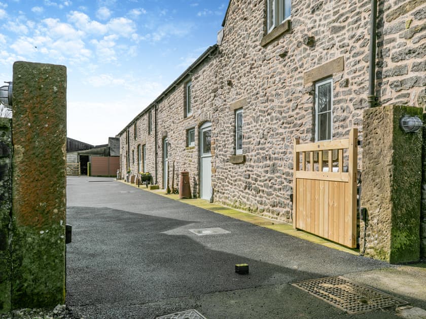 Exterior | Cowcroft - Hammerton Hall, Litton, near Buxton