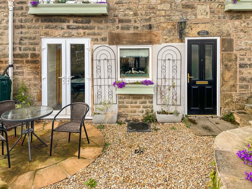 Sitting-out-area | Holly Cottage, Ashover, near Matlock.