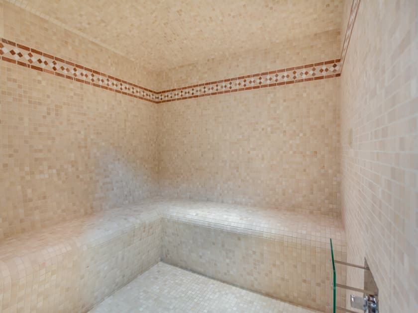 Wet room | Molalatau Lodge, Lairg