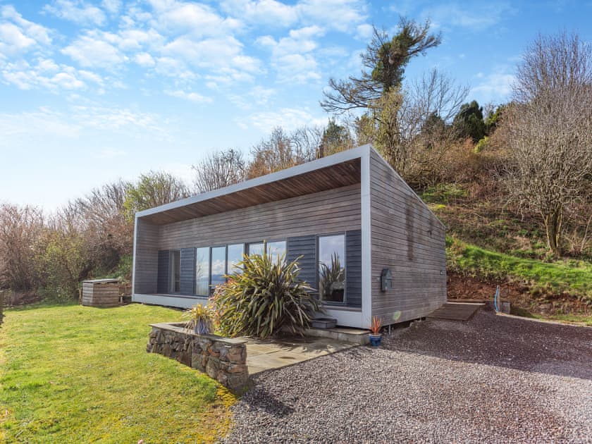 Exterior | Airor, Sleat