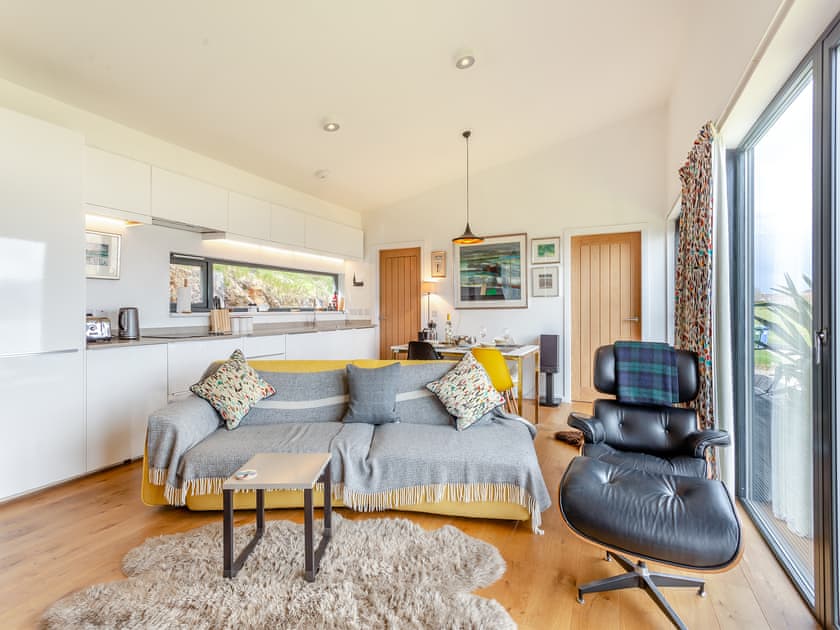 Open plan living space | Airor, Sleat