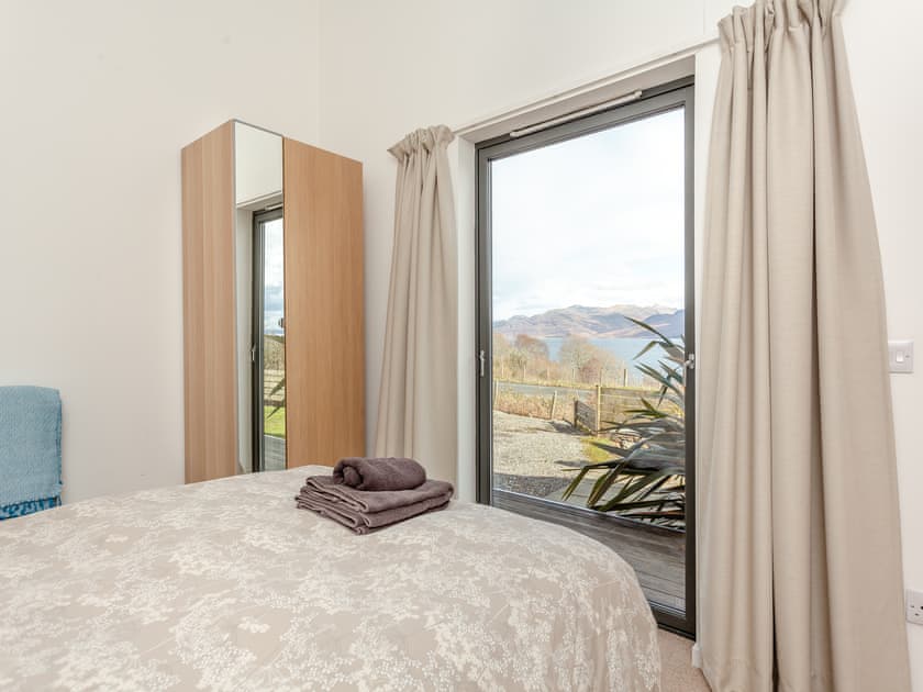 Double bedroom | Airor, Sleat
