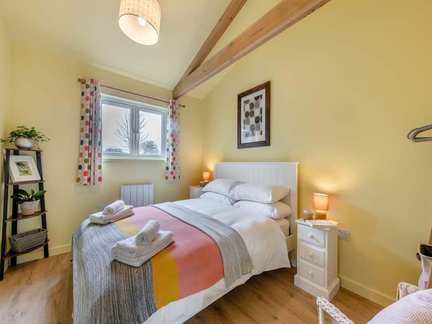 Double bedroom | Swallow Barn, Bantham, Kingsbridge