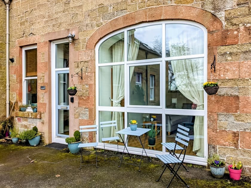 Sitting-out-area | Saddlers Cottage, Melrose