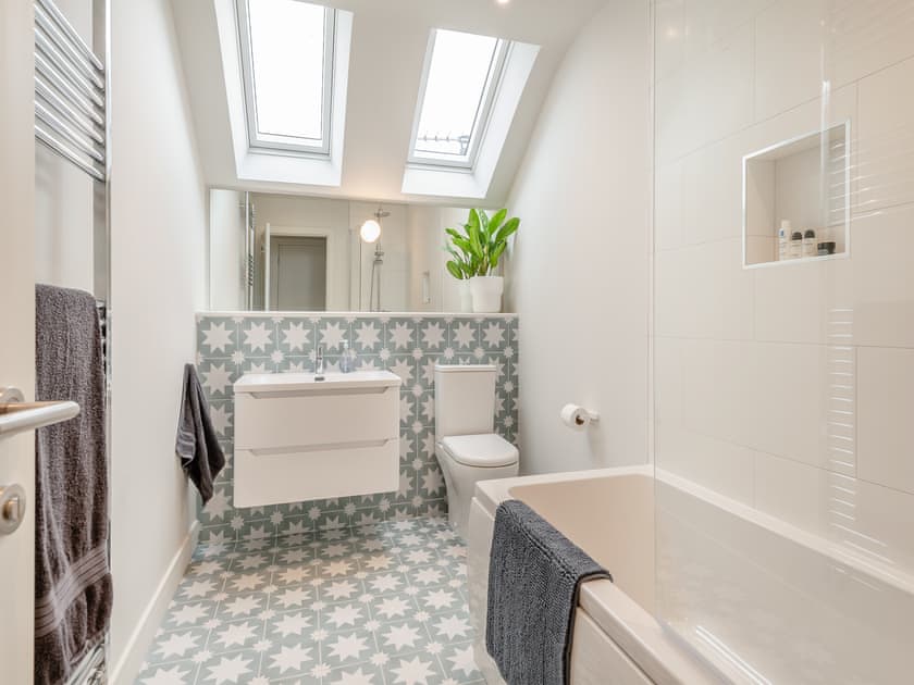 Family Bathroom  | HollyhocksHollyhock House, Holt
