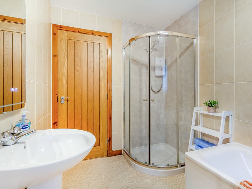 Bathroom | Balnagowan Mill, Nethy Bridge