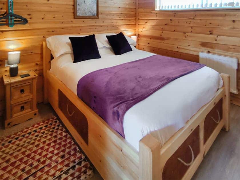 Double bedroom | Nature’s Nook - Norfolk Holiday Lodges, Brundall