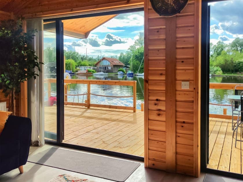 Living area | Nature’s Nook - Norfolk Holiday Lodges, Brundall