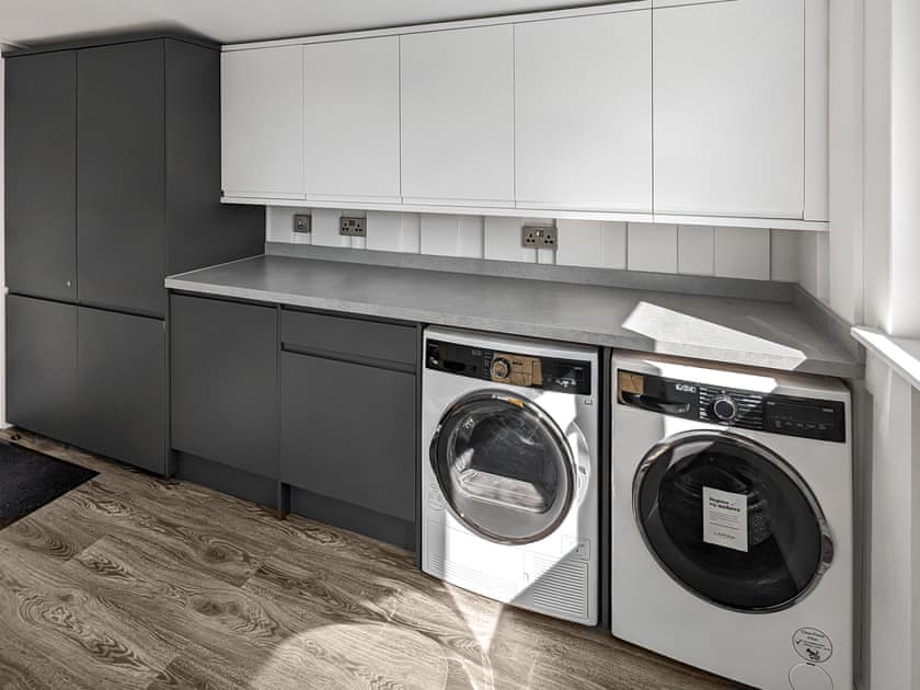 Utility room | Ysgubor Lodge, Llanwrin