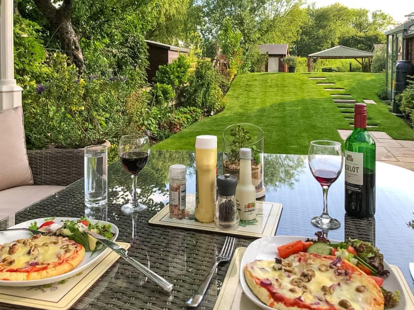 Outdoor eating area | Riverview, Deeping St James, near Peterborough