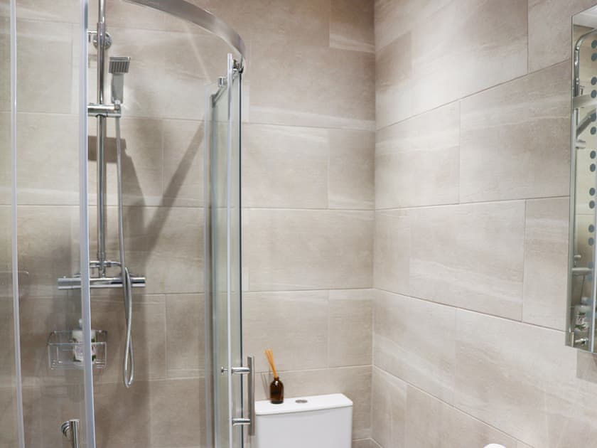 Bathroom | The Moorings, Rhyl
