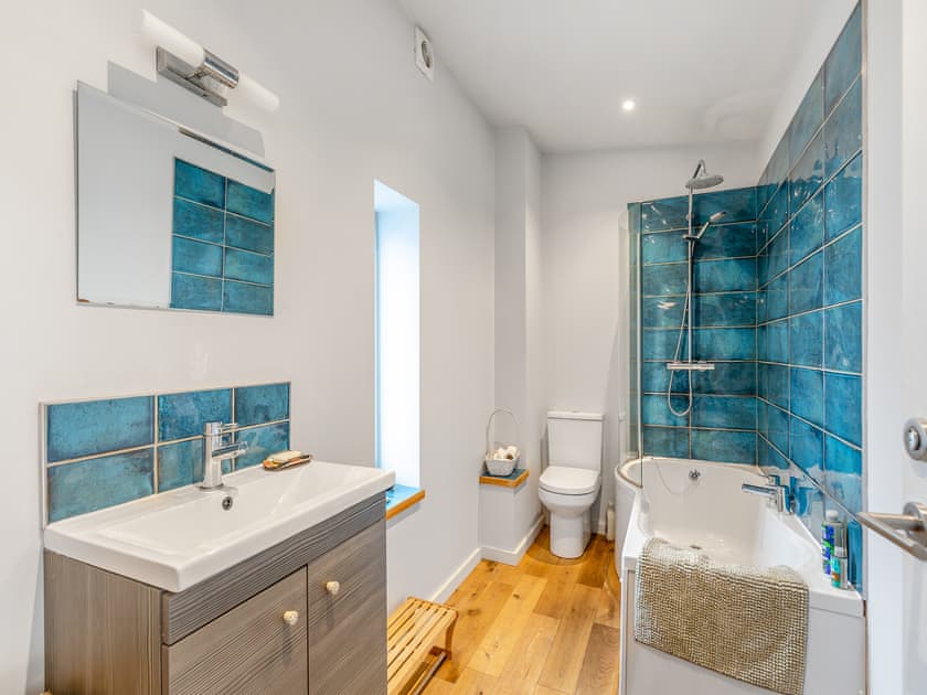 Bathroom | Earthspring Flat, Totnes