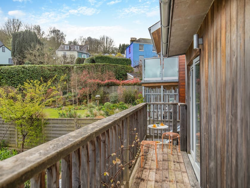 Terrace | Earthspring Flat, Totnes
