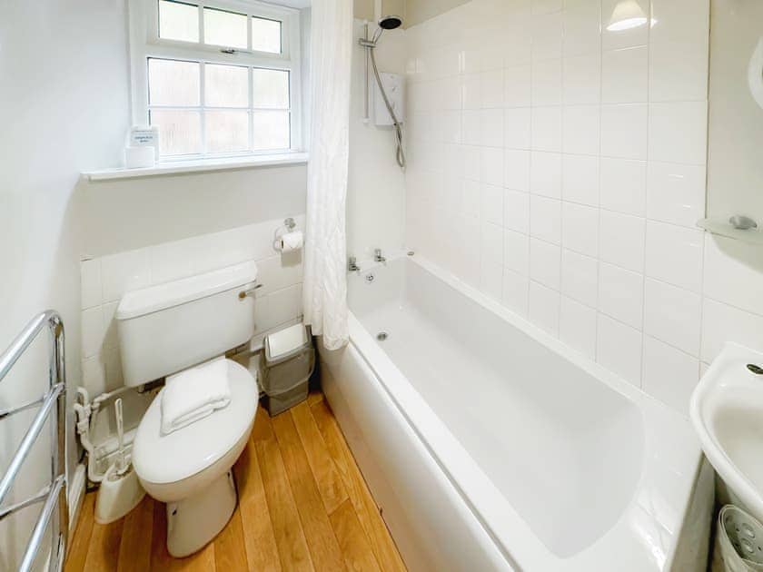 Bathroom | Blencathra Retreat - Latrigg View - Blencathra Retreats, Threlkeld, near Keswick 