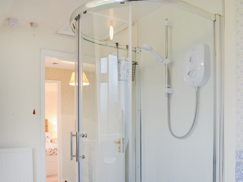 Bathroom | Farmers Cottage, Withernsea