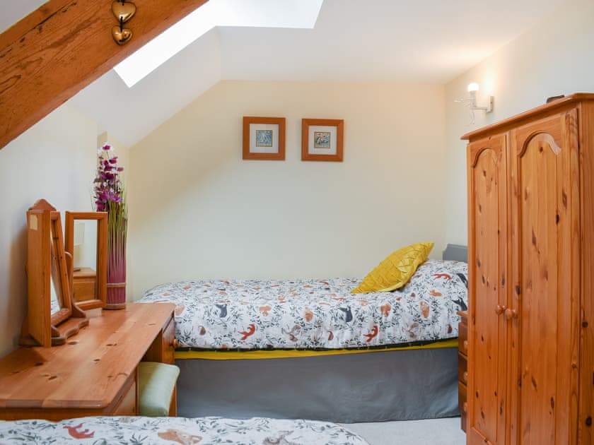 Twin bedroom | The Imaginary Barn, Hartland