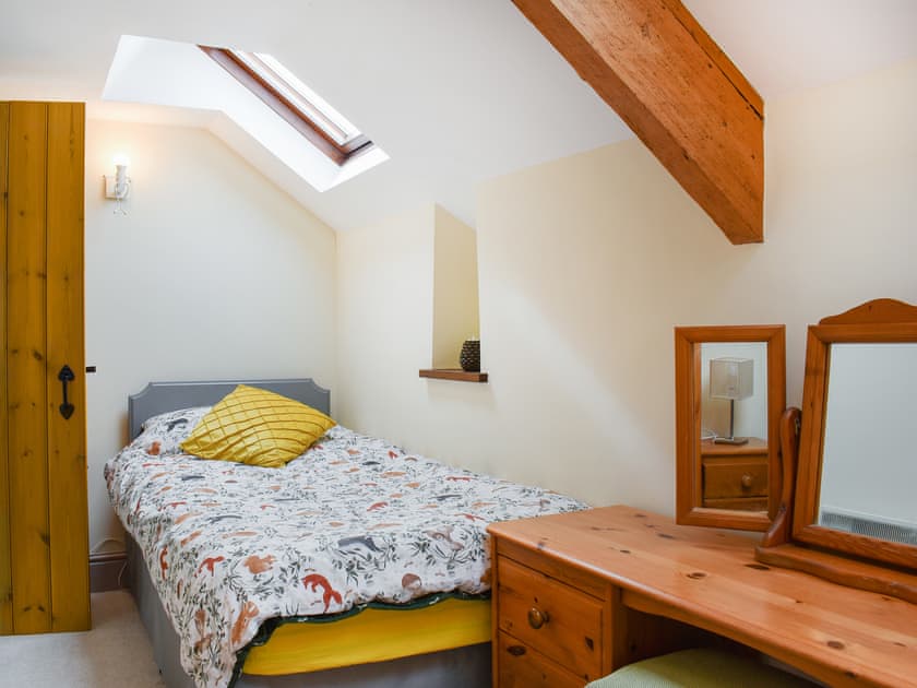 Twin bedroom | The Imaginary Barn, Hartland
