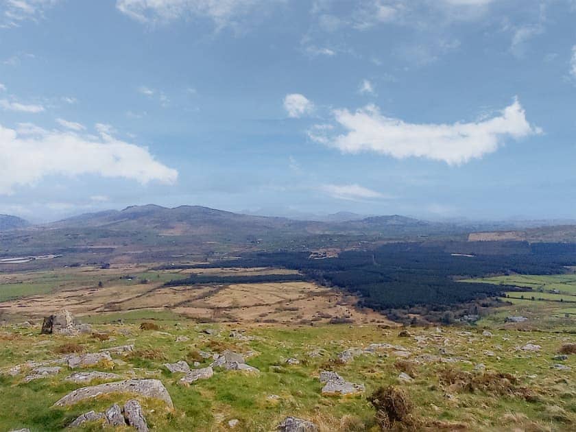 Surrounding area | Bryn Derw, Caerarfon