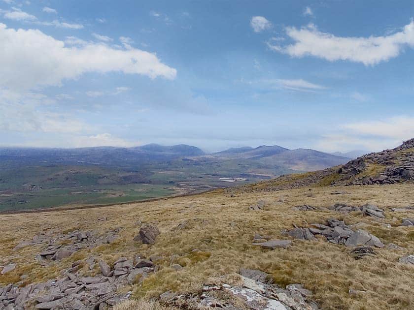 Surrounding area | Bryn Derw, Caerarfon