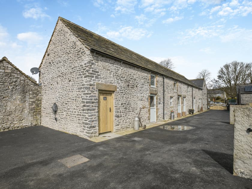 Dog washing area  | The Loft - Hammerton Hall, Litton, near Buxton