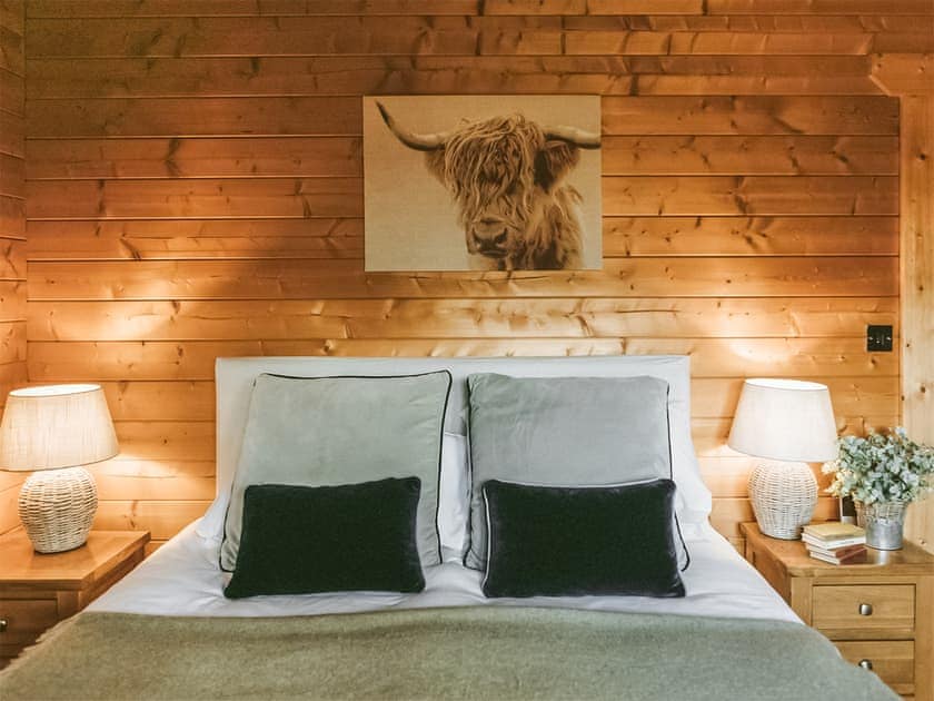 Double bedroom | Henning Lodge - Brewery Farm Lodges, Ansty, near Dorchester