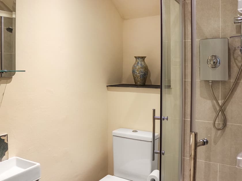 Bathroom | Bron Madog, Minffordd, near Porthmadog