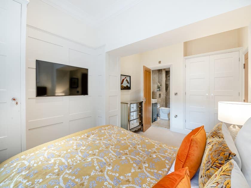 Double bedroom | Harwood - Derwent House Apartments, Scarborough