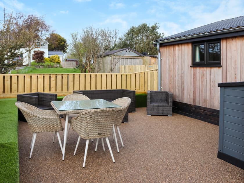 Sitting-out-area | Aberdaron Retreat- Gwdihw - Aberdaron Retreat, Aberdaron
