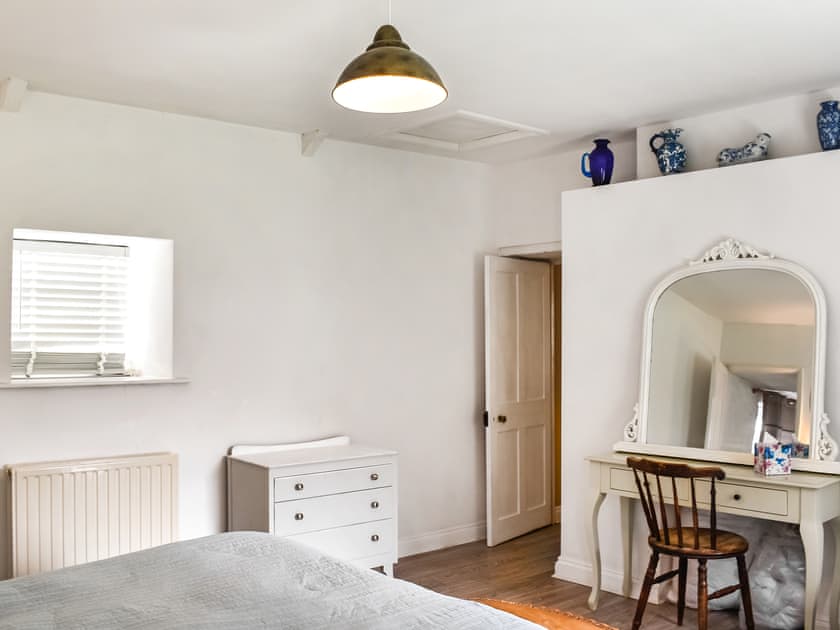 Double bedroom | The Old Bakehouse, Perranporth
