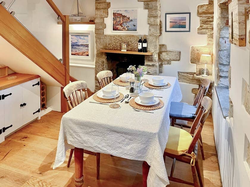 Dining Area | East View, Acton