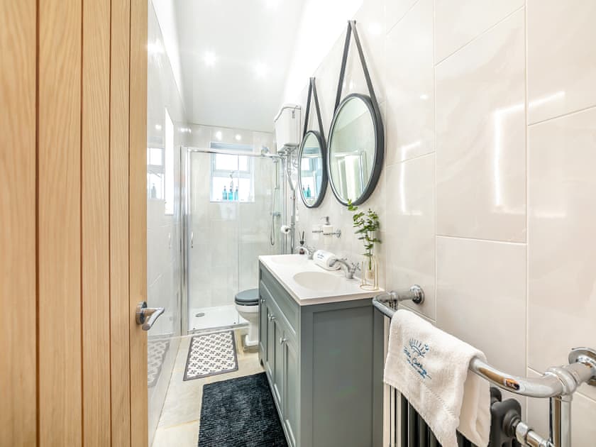 Bathroom | Bute Cottage, Redcar
