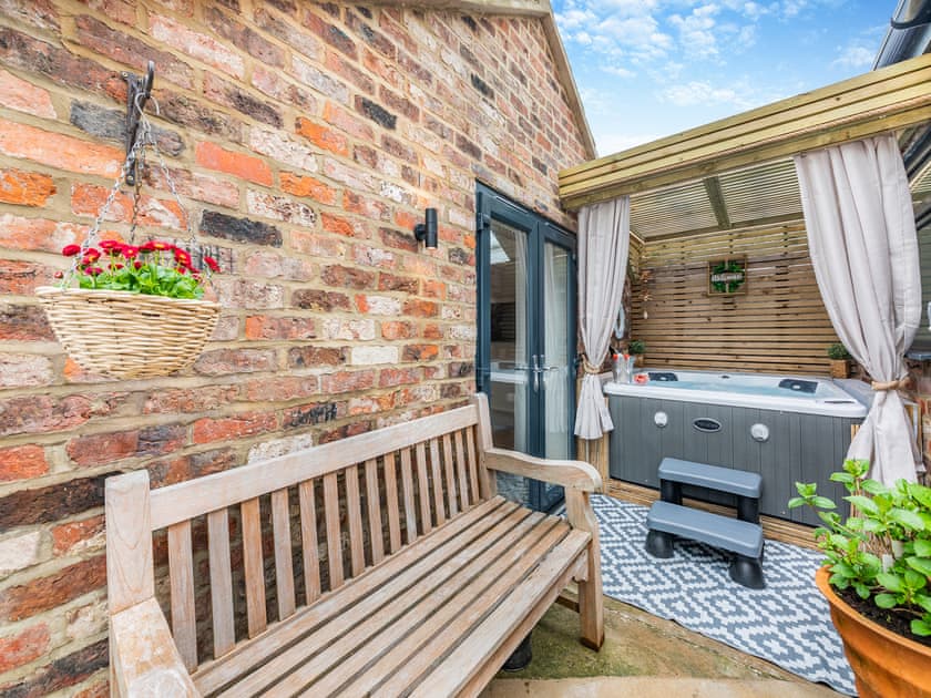 Hot tub | Bute Cottage, Redcar