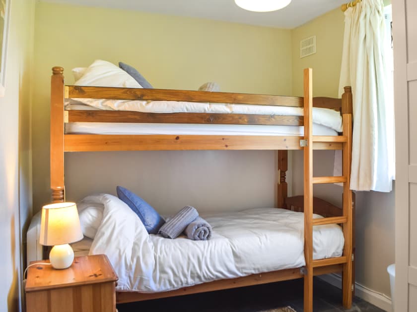 Bunk bedroom | Beachside, Llansteffan