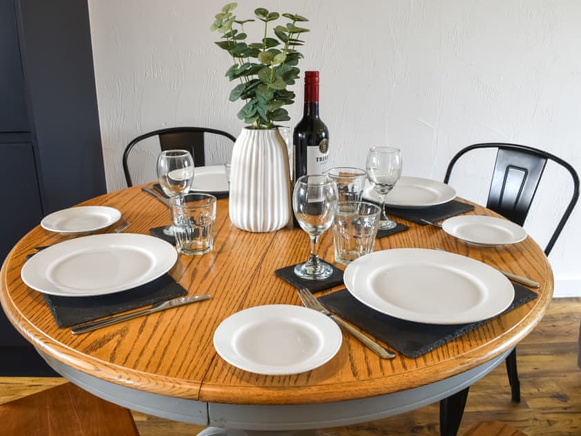Dining Area | The Hayloft - Reach Court Cottages, St. Margaret’s, near Dover