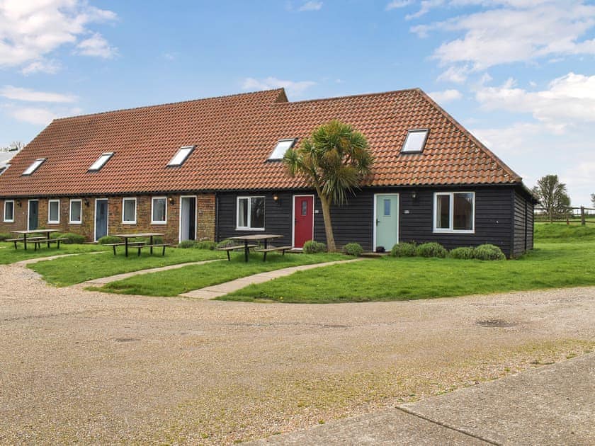 Exterior | The Granary - Reach Court Cottages, St. Margaret’s, near Dover