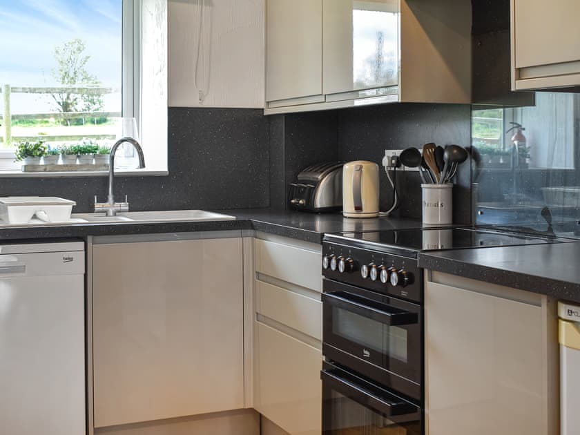 Kitchen | The Granary - Reach Court Cottages, St. Margaret’s, near Dover